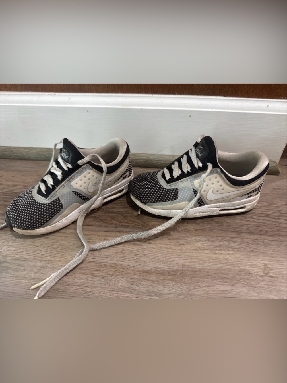 Nike AIR MAX ZERO ESSENTIAL GS GRAY BLACK Sneakers Shoes Size 9C 881224-001